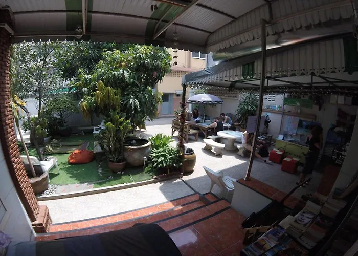 The Oasis (adults Only) Ostello *