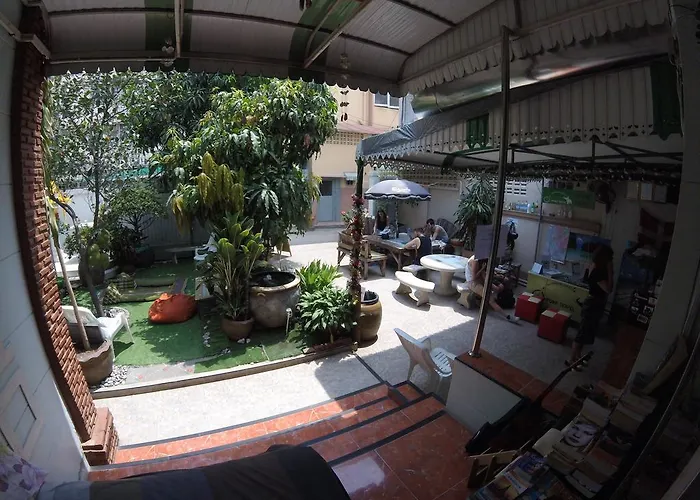 The Oasis (adults Only) Ostello Bangkok